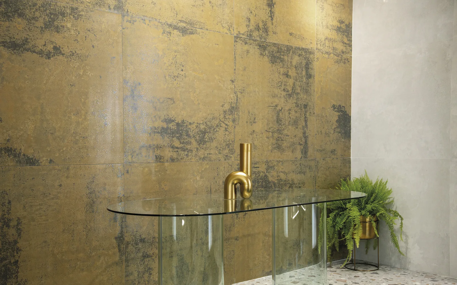 Aparici Illusion Brass Lappato 100x100 – geometrischer 3D-Effekt