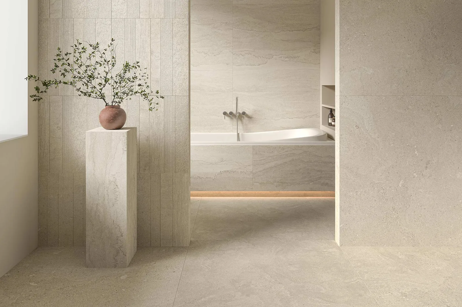 Aparici Tivoli Beige – Badezimmer mit Travertin-Relief