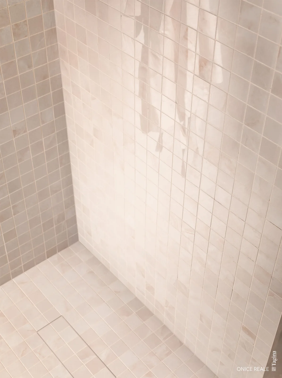 Tagina Onice Reale – Tagina Onice Reale Rosa mosaico